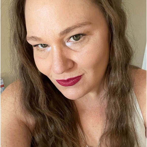 Meet your Posher, Leah - Picture 1 of 1